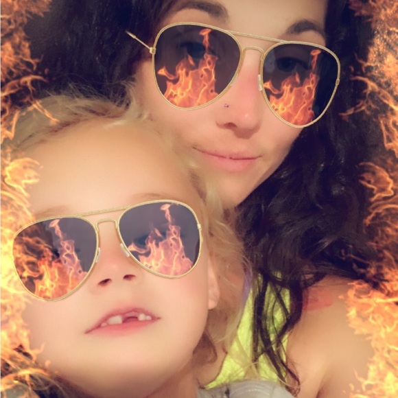 Meet your Posher, Paige - Picture 5 of 7